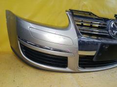 Бампер 1K0807221D на Volkswagen Jetta 1K Фото 5