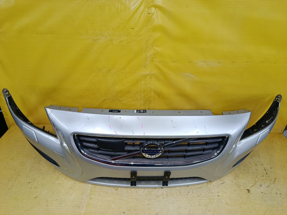 Бампер на Volvo S60 FS Фото 8