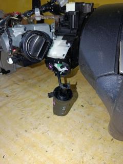 Рулевая колонка на Nissan Serena C25 Фото 4