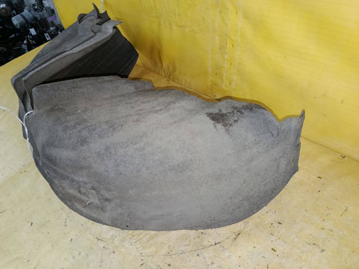 Подкрылок на Audi A6 4F CCEA Фото 2