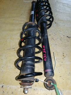 Амортизатор на Toyota Corolla Fielder NZE164G Фото 4