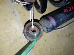 Амортизатор на Toyota Corolla Fielder NZE164G Фото 5