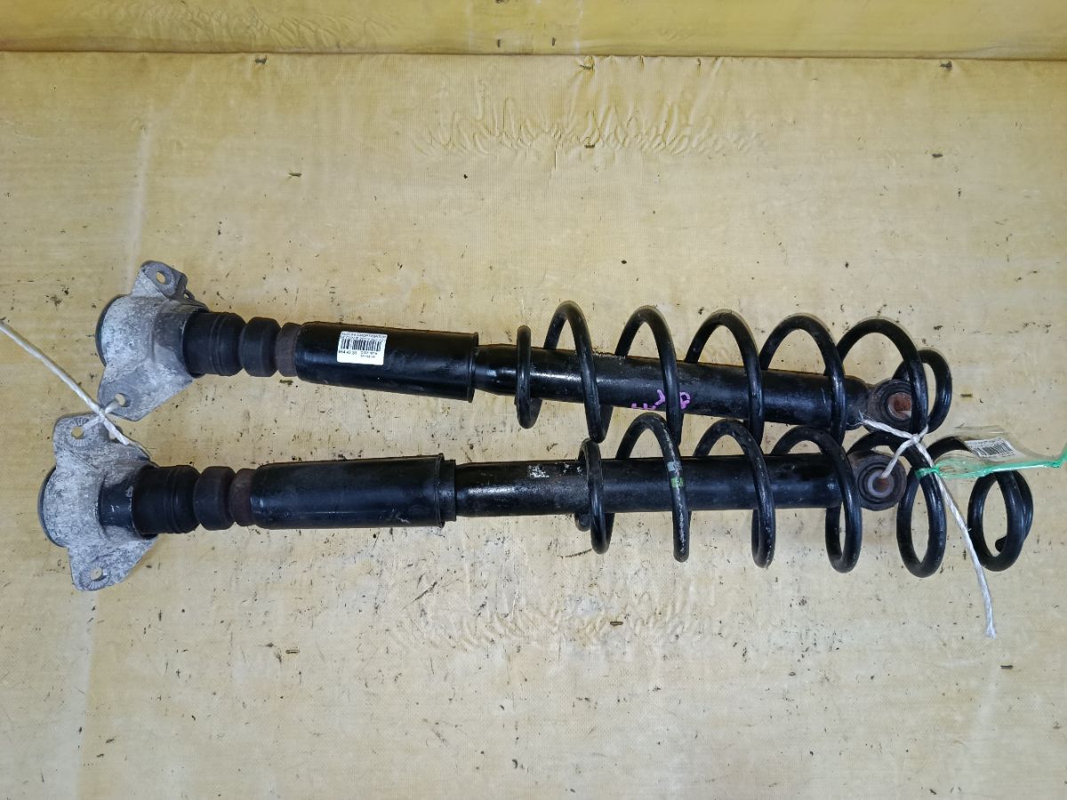 Амортизатор на Audi A4 8K CDN Фото 1