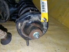 Стойка амортизатора на Mazda Familia S-Wagon BJ5W ZL Фото 2