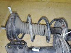 Стойка амортизатора на Toyota Noah AZR65G 1AZ-FSE Фото 4