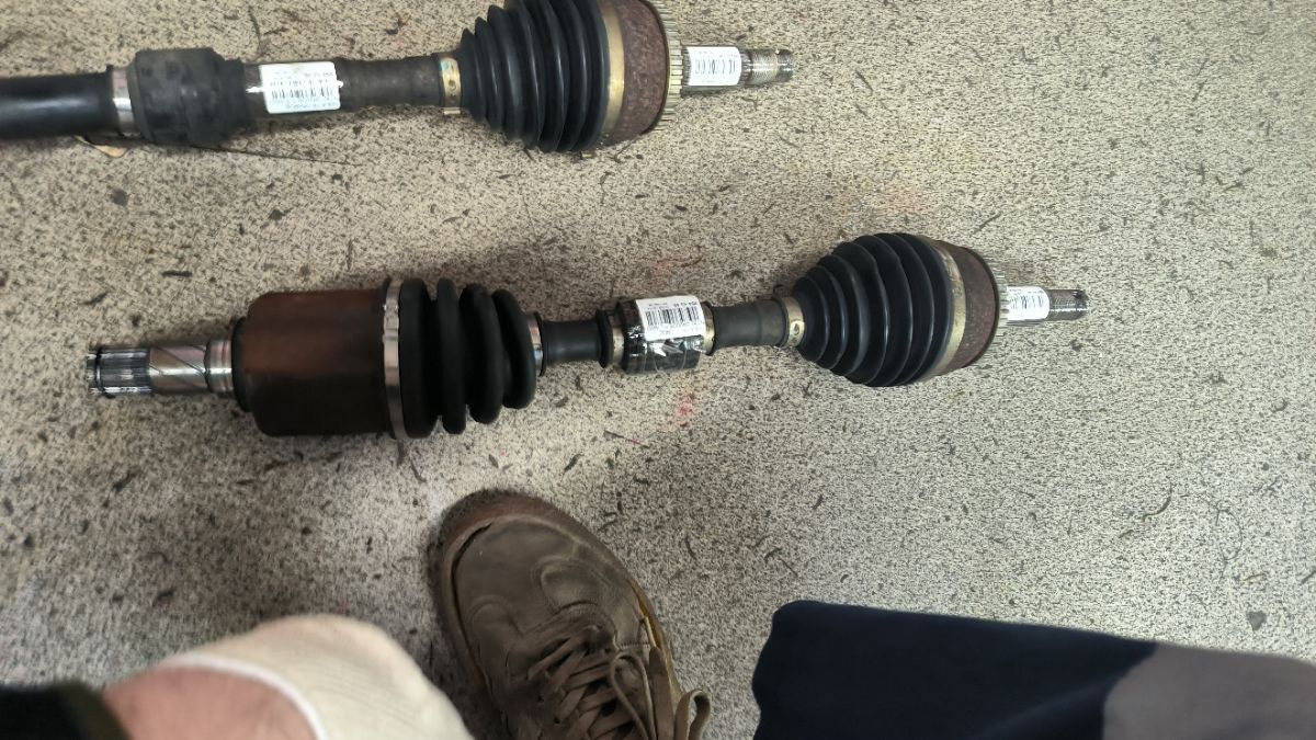 Привод 241198 на Nissan X-Trail NT30 QR20DE Фото 4