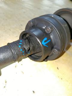 Кардан на Toyota Noah AZR65G 1AZ-FSE Фото 4