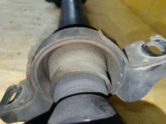 Кардан на Toyota Noah AZR65G 1AZ-FSE Фото 6