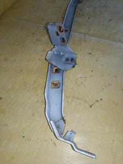 Жесткость бампера 62240-WD000 на Nissan Ad Van VHNY11 Фото 7