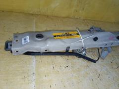 Планка телевизора на Mitsubishi Grandis NA4W 4G69 Фото 3