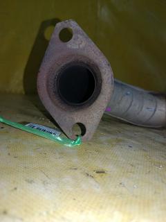 Глушитель на Toyota Corolla Fielder NZE144G 1NZ-FE Фото 4