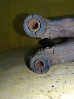 Рычаг на Toyota Corolla Fielder NZE144G 1NZ-FE Фото 4