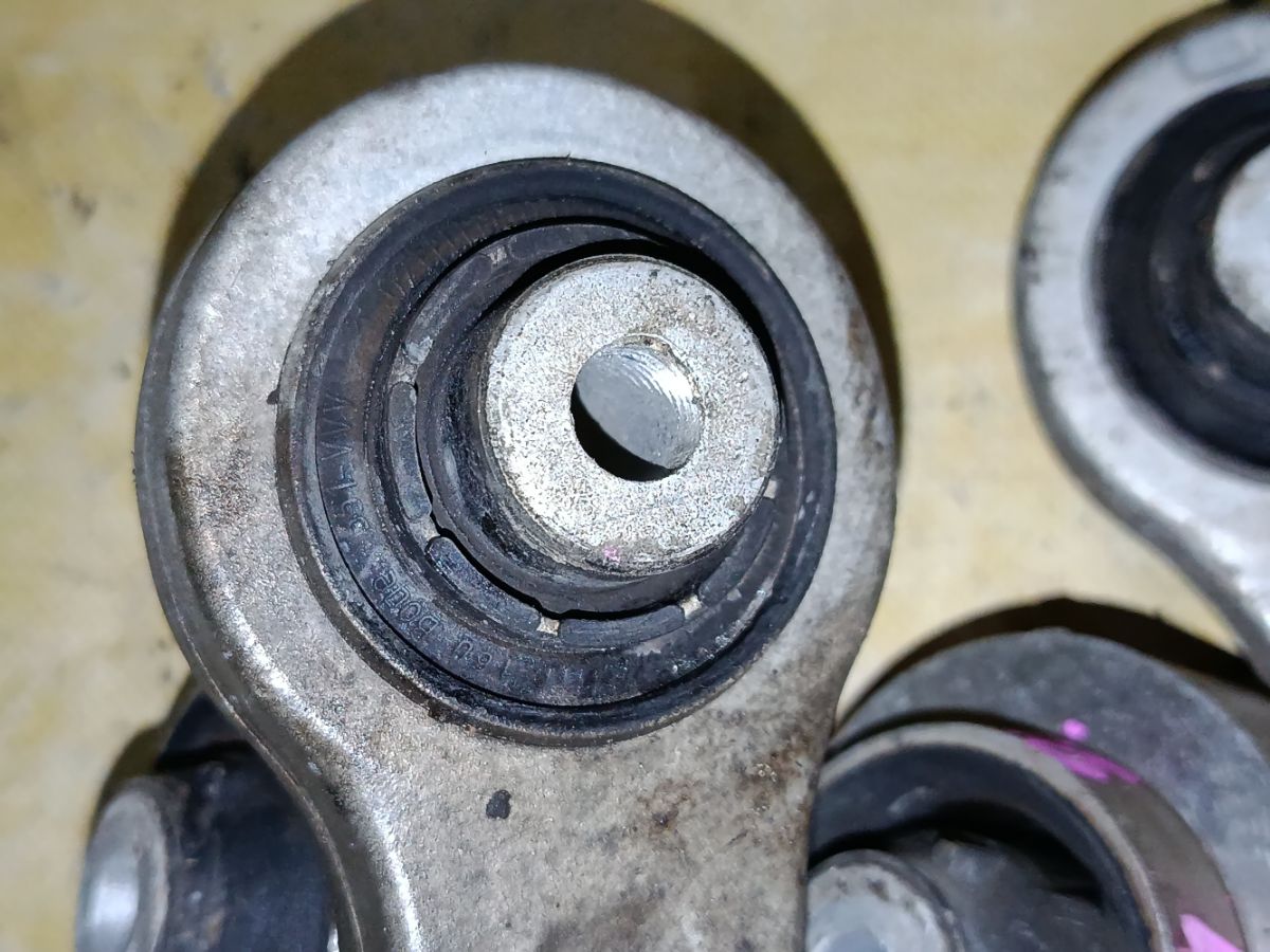 Рычаг на Audi A6 4F CCEA Фото 7