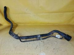 Заливная горловина топливного бака на Toyota Noah AZR65G 1AZ-FSE 77201-28240  77201-28290