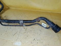 Заливная горловина топливного бака 77201-28240, 77201-28290 на Toyota Noah AZR65G 1AZ-FSE Фото 2