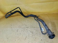 Заливная горловина топливного бака на Mitsubishi Grandis NA4W 4G69