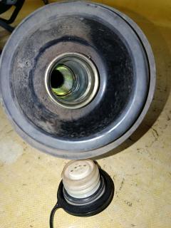 Заливная горловина топливного бака на Nissan X-Trail NT30 QR20DE Фото 3