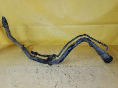 Заливная горловина топливного бака 77201-44060, 77201-44160, 77201-44161 на Toyota Ipsum ACM21W 2AZ-FE Фото 2