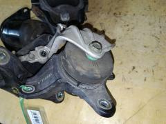 Подушка двигателя на Honda Accord CU1 R20A Фото 9