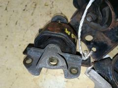 Подушка двигателя на Nissan Wingroad WFY11 QG15DE Фото 5