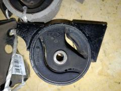 Подушка двигателя на Nissan Bluebird Sylphy QG10 QG18DE Фото 2