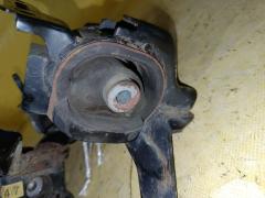 Подушка двигателя на Toyota Corolla Fielder NZE144G 1NZ-FE Фото 3