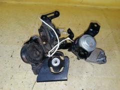 Подушка двигателя на Toyota Corolla Fielder NZE144G 1NZ-FE Фото 8