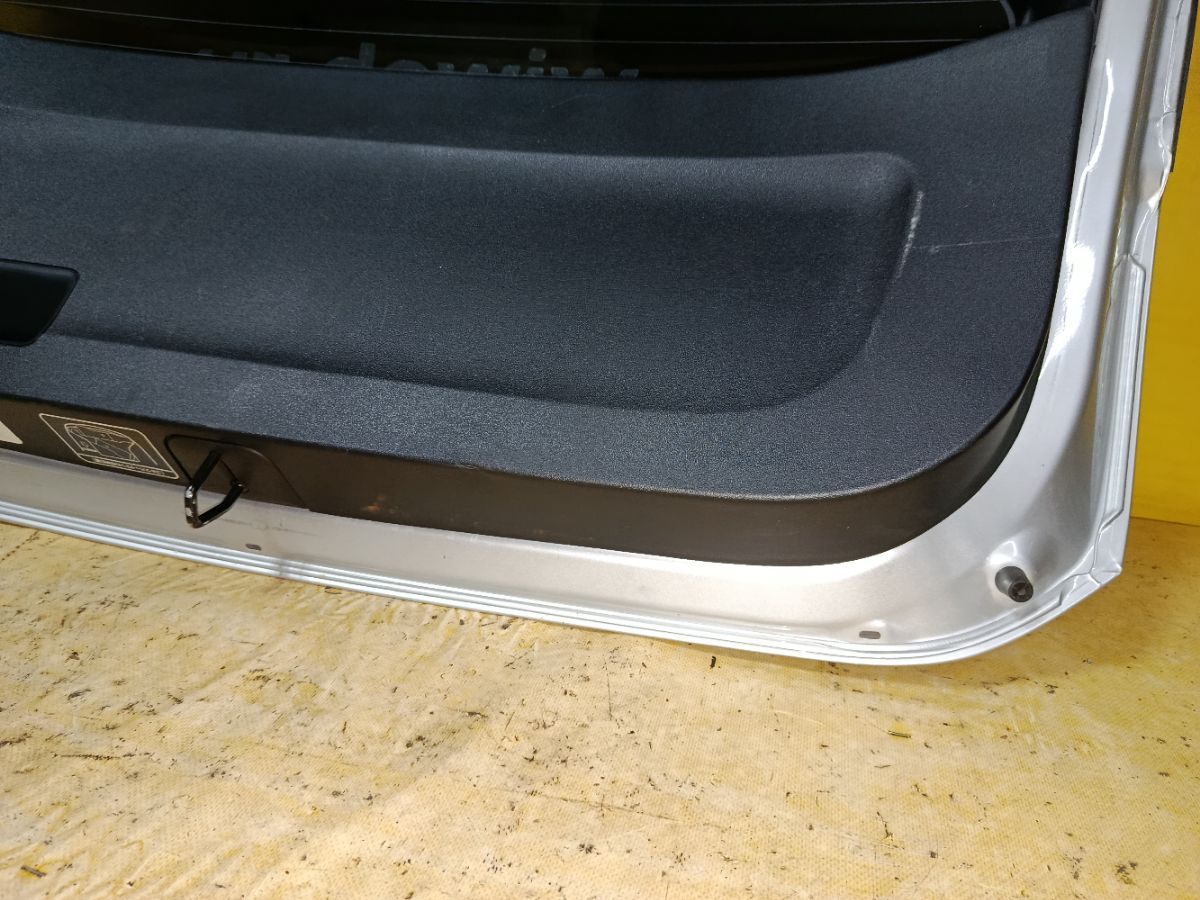 Дверь задняя на Toyota Prius NHW20 Фото 7