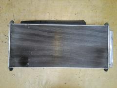 Радиатор кондиционера на Honda Fit GE6 L13A Фото 3