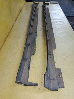 Порог кузова пластиковый ( обвес ) на Honda Stream RN6 Фото 11