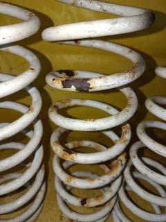 Амортизатор на Suzuki Jimny JB23W Фото 11