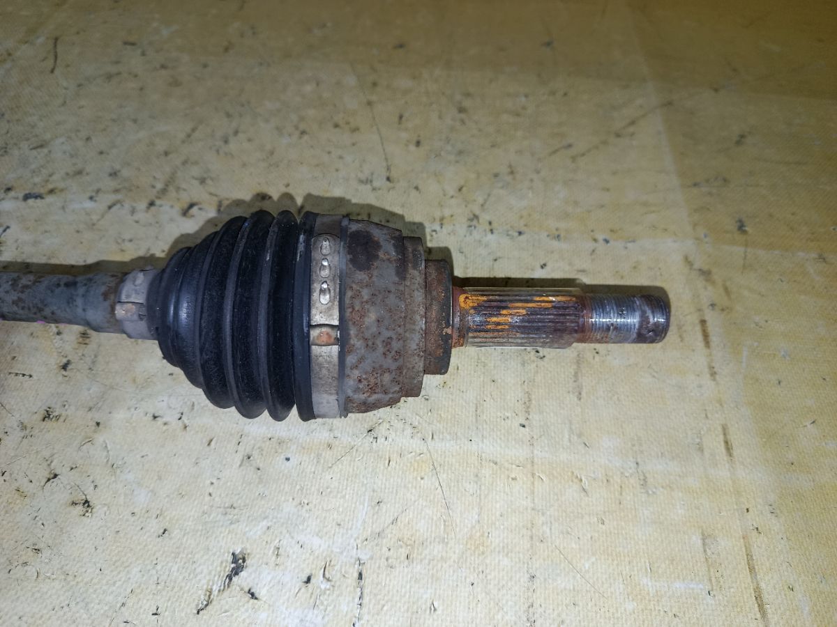 Привод на Nissan March AK12 CR12DE Фото 2