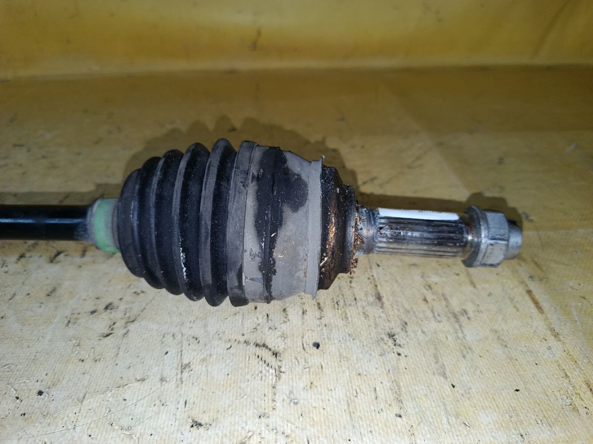 Привод на Daihatsu Tanto LA600S KF-VE Фото 2