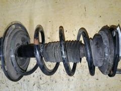 Стойка амортизатора на Toyota Voxy ZRR70G 3ZR-FAE Фото 3