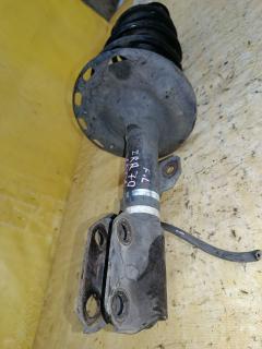 Стойка амортизатора на Toyota Voxy ZRR70G 3ZR-FAE Фото 4