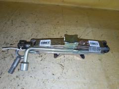 Домкрат на Honda N-Wgn JH1