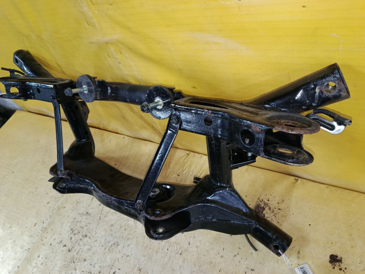 Балка подвески на Mitsubishi Outlander CW5W 4B12 Фото 8