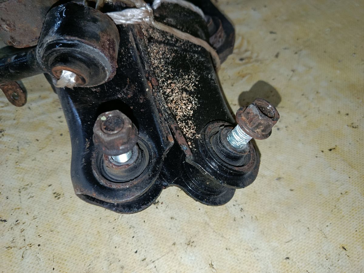 Рычаг на Mitsubishi Outlander CW5W 4B12 Фото 7