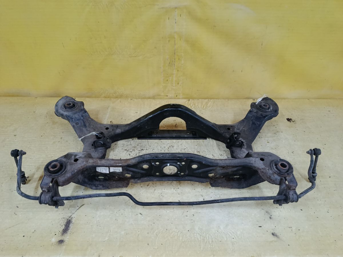 Балка подвески на Nissan Bluebird Sylphy QNG10 QG18DE Фото 9