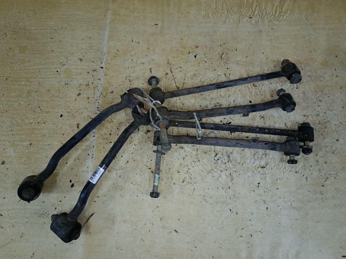 Тяга реактивная на Nissan Bluebird Sylphy QNG10 Фото 1