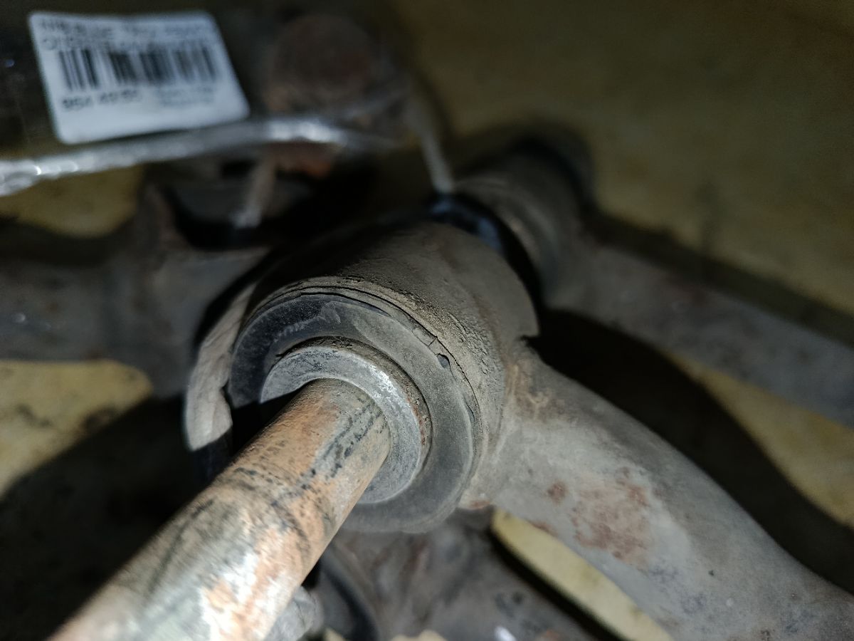 Тяга реактивная на Nissan Bluebird Sylphy QNG10 Фото 3