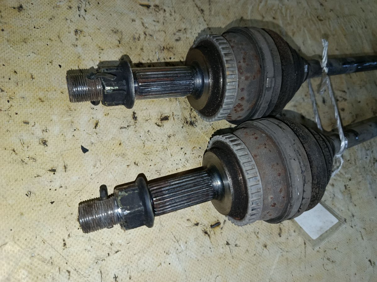 Привод на Nissan Bluebird Sylphy QNG10 QG18DE Фото 2