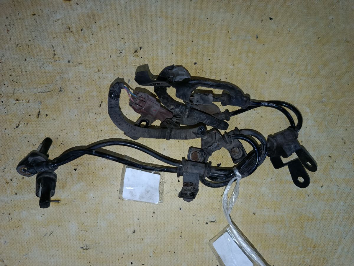 Датчик ABS 47900-6N610, 47901-6N610, 0265007608, 0265007609 на Nissan Bluebird Sylphy QNG10 QG18DE Фото 1