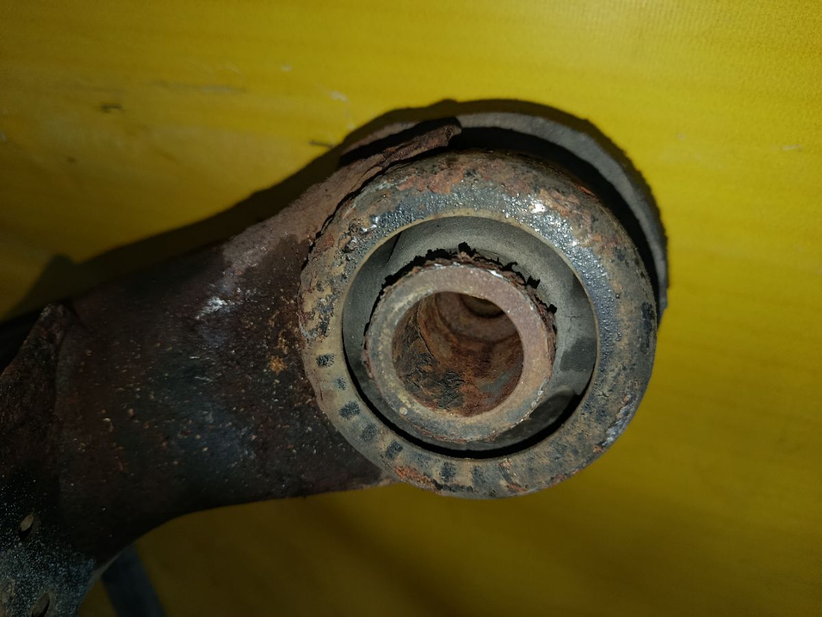 Балка подвески на Toyota Verossa GX115 1G-FE Фото 12