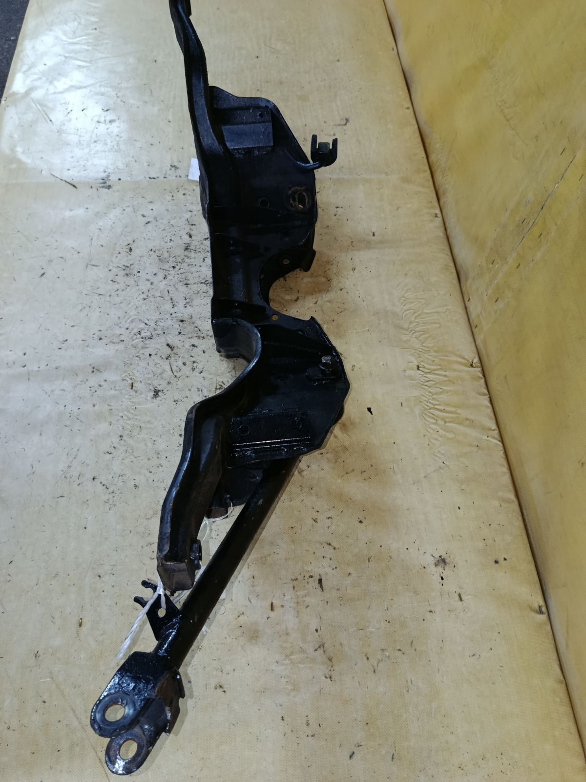 Балка подвески на Nissan Ad Van VHNY11 QG18DE Фото 6