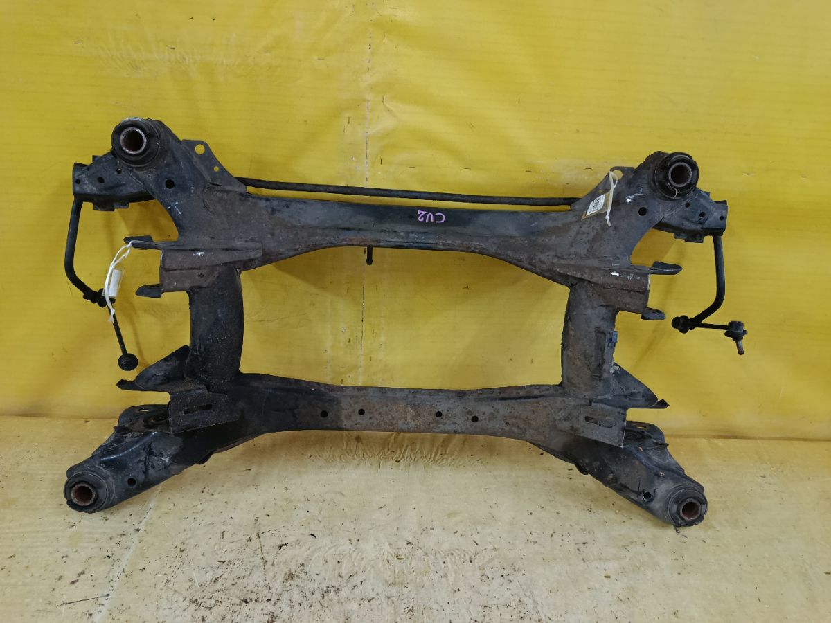 Балка подвески на Honda Accord CU2 K24A Фото 1