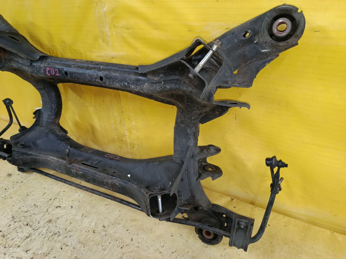 Балка подвески на Honda Accord CU2 K24A Фото 10