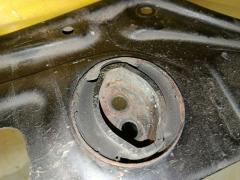 Балка подвески 51206-12100 на Toyota Corolla Fielder NZE144G 1NZ-FE Фото 6