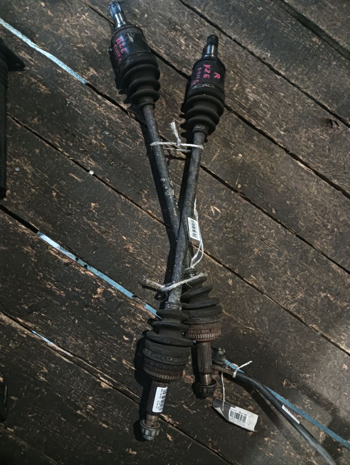 Привод 42340-32110 на Toyota Corolla Fielder NZE144G 1NZ-FE Фото 6