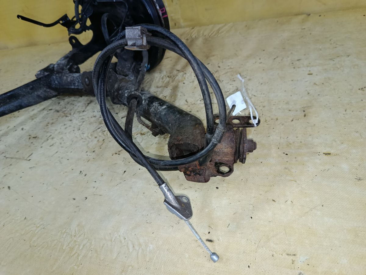 Ступица на Toyota Corolla Fielder NZE144G 1NZ-FE Фото 2